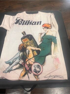 Graphic Short Sleeve Tee in Light Pink